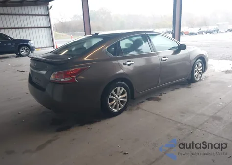2015 Nissan Altima 2.5 S из США, поврежденный, VIN 1N4AL3AP6FC114025